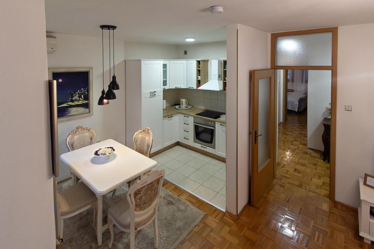 Barby - Aleja Apartamento *